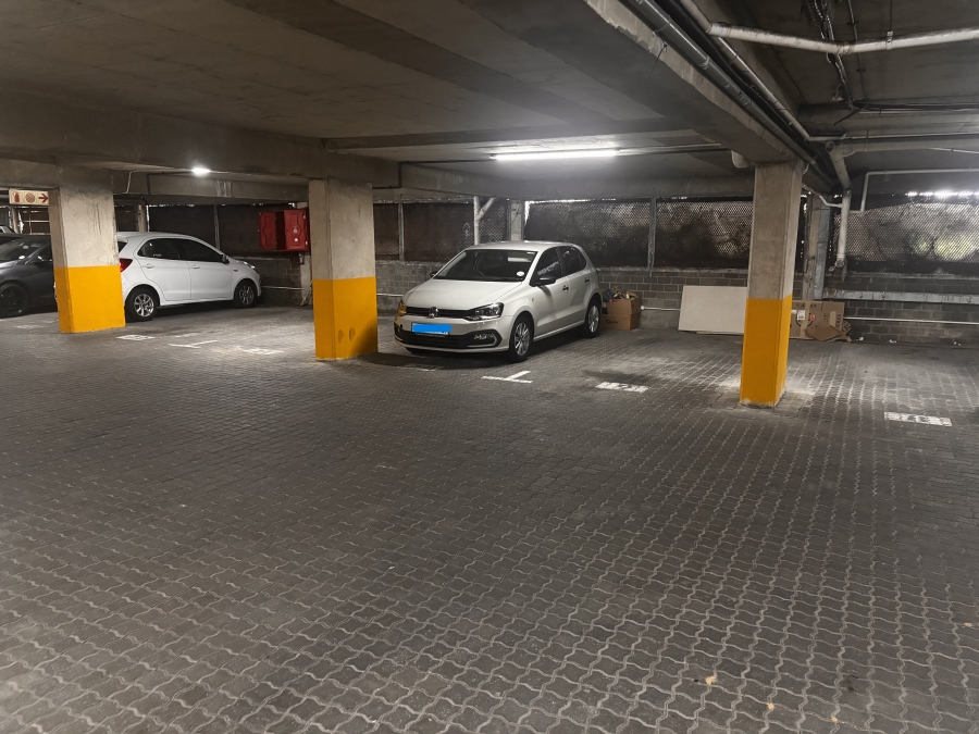To Let 1 Bedroom Property for Rent in Muizenberg Western Cape